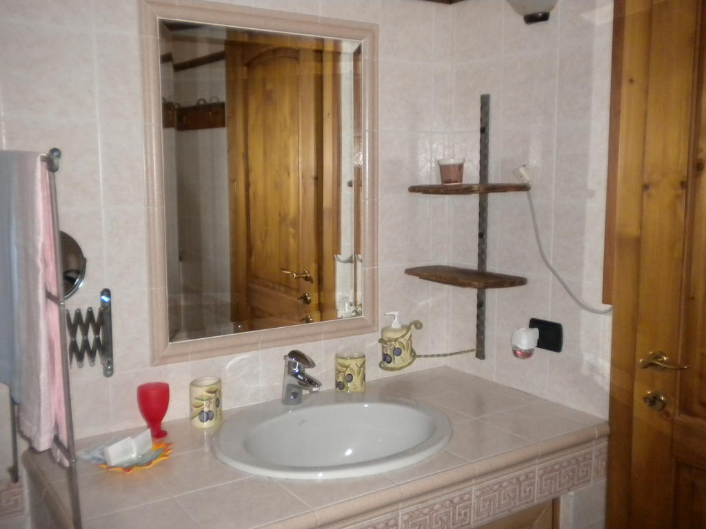 La Carbonara 6 Bed and Breakfast Bardolino Exteriör bild