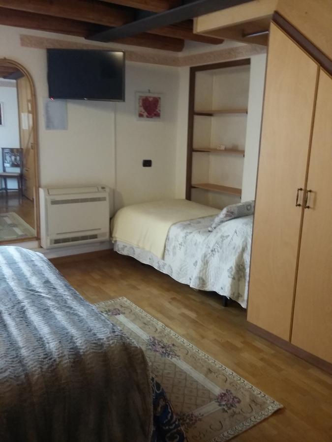 La Carbonara 6 Bed and Breakfast Bardolino Exteriör bild